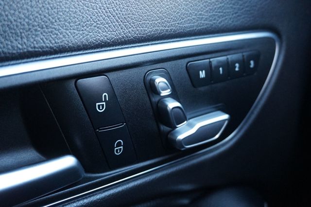 2019 Mercedes-Benz CLA CLA 250, PREMIUM WHEELS, MOON ROOF, LEATHER SEATS, BACKUP CAMERA - 22992532 - 21