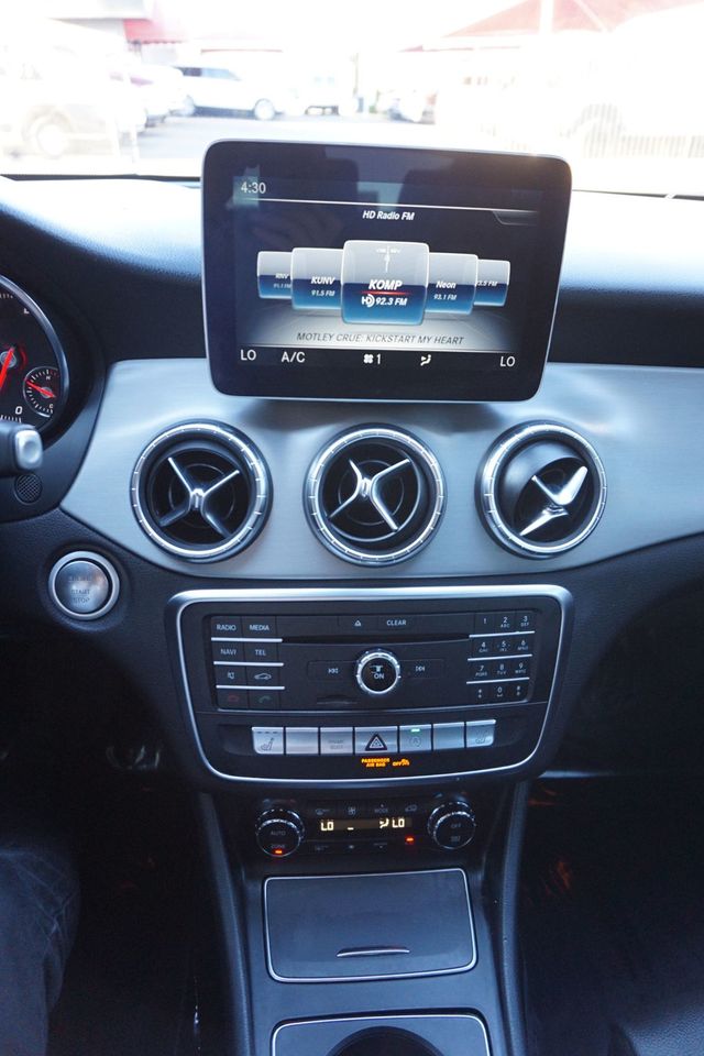 2019 Mercedes-Benz CLA CLA 250, PREMIUM WHEELS, MOON ROOF, LEATHER SEATS, BACKUP CAMERA - 22992532 - 26