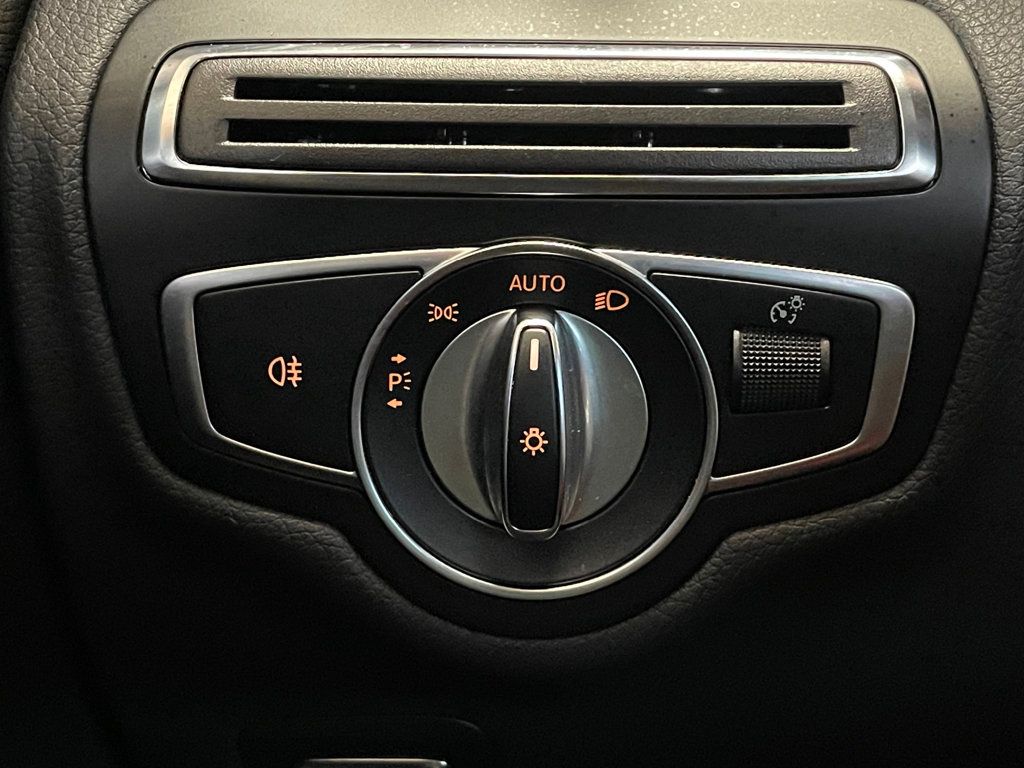 2019 Mercedes-Benz C-Class AMG C 43 4MATIC Sedan - 22939516 - 31