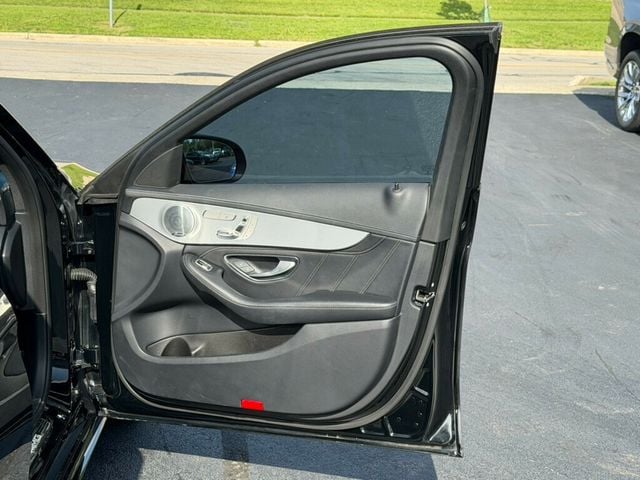 2019 Mercedes-Benz C-Class AMG C 63 Sedan - 23026209 - 43