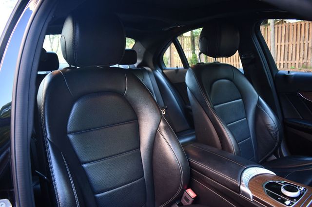 2019 Mercedes-Benz C-Class C 300 4MATIC Sedan - 23020910 - 25