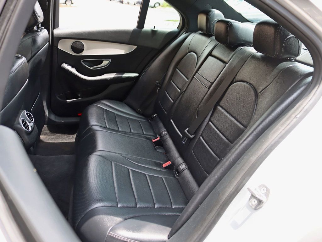 2019 Mercedes-Benz C-Class C 300 4MATIC Sedan - 23037456 - 21