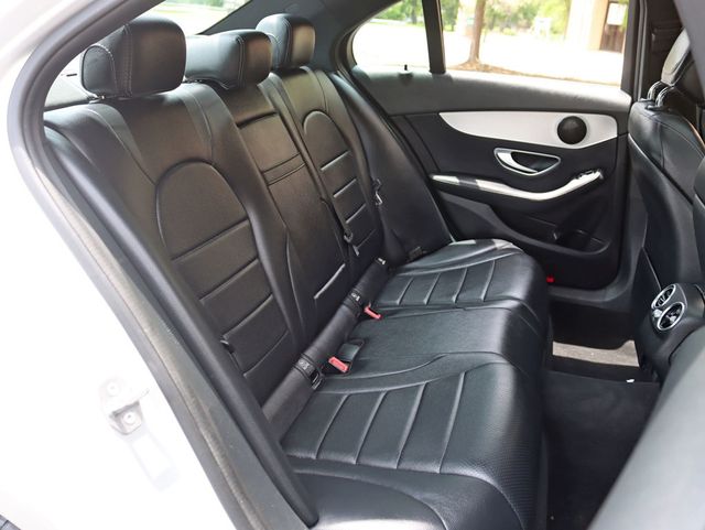 2019 Mercedes-Benz C-Class C 300 4MATIC Sedan - 23037456 - 22