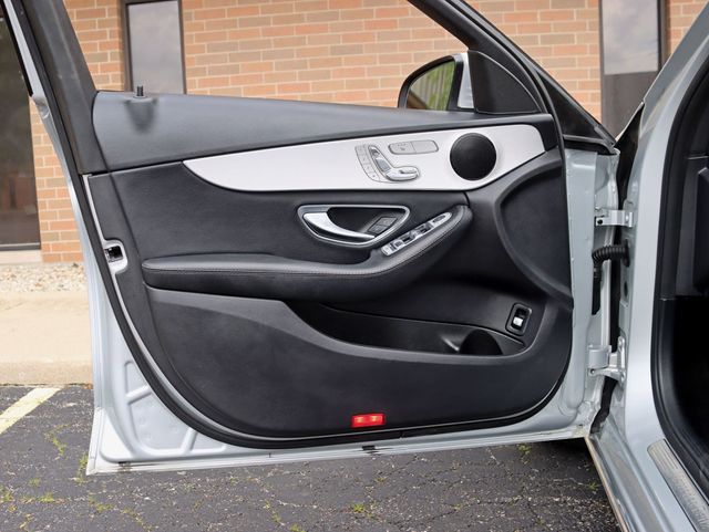 2019 Mercedes-Benz C-Class C 300 4MATIC Sedan - 23037456 - 25