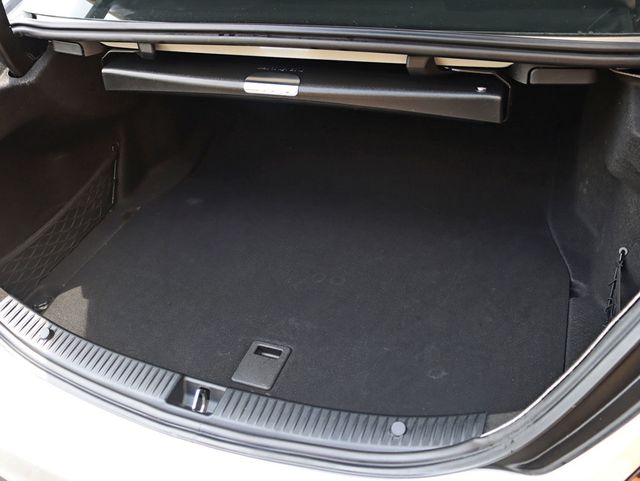 2019 Mercedes-Benz C-Class C 300 4MATIC Sedan - 23037456 - 29
