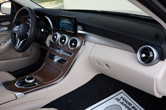 2019 Mercedes-Benz C-Class C 300 4MATIC Sedan - 22969261 - 24