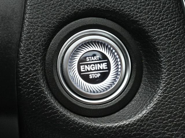 2019 Mercedes-Benz C-Class C 300 4MATIC Sedan - 22996672 - 23