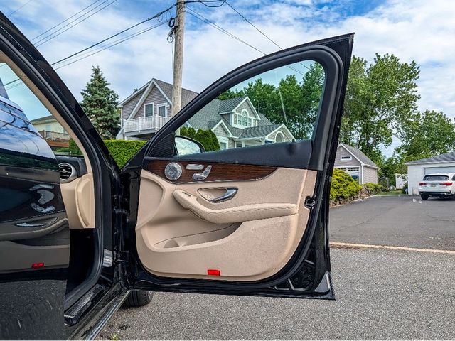 2019 Mercedes-Benz C-Class C 300 4MATIC Sedan - 23033076 - 12