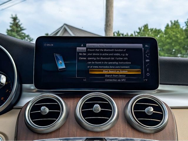 2019 Mercedes-Benz C-Class C 300 4MATIC Sedan - 23033076 - 24