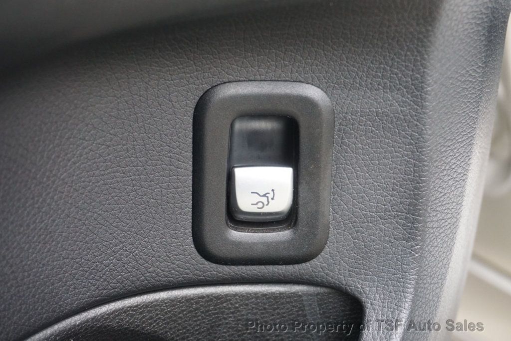 2019 Mercedes-Benz C-Class C 300 4MATIC Sedan RED LEATHER/PANO/MULTIMEDIA/LIGHTING/NIGHT PK - 23004268 - 47