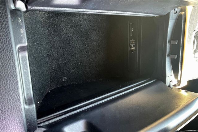 2019 Mercedes-Benz C-Class C 300 Sedan - 23012619 - 27