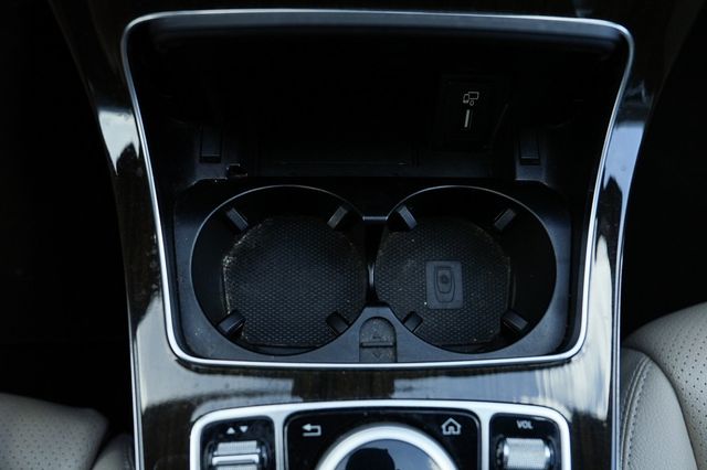 2019 Mercedes-Benz C-Class C 300 Sedan - 23036845 - 30