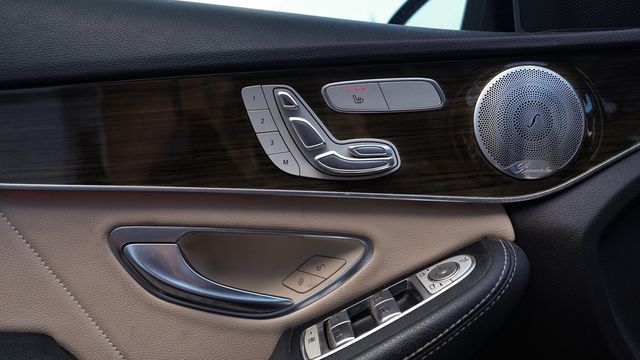 2019 Mercedes-Benz C-Class C 300 Sedan - 23036845 - 32