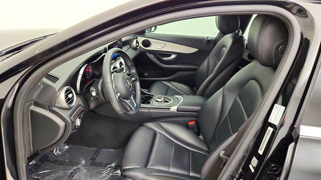 2019 Mercedes-Benz C-Class C 300 Sedan w/ Premium Pkg, Heated Seats & 18'' Wheels - 23072096 - 16