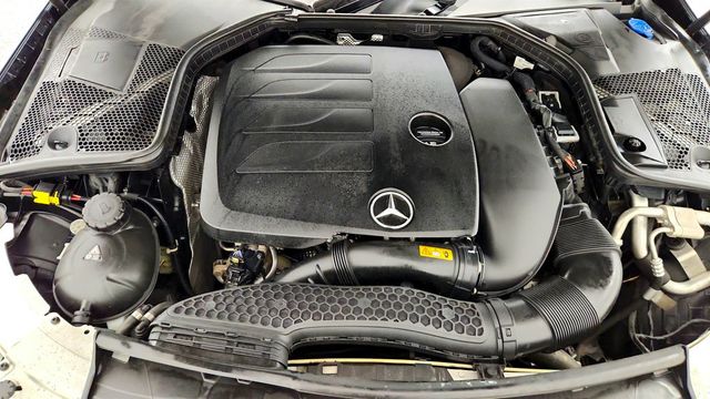 2019 Mercedes-Benz C-Class C 300 Sedan w/ Premium Pkg, Heated Seats & 18'' Wheels - 23072096 - 23