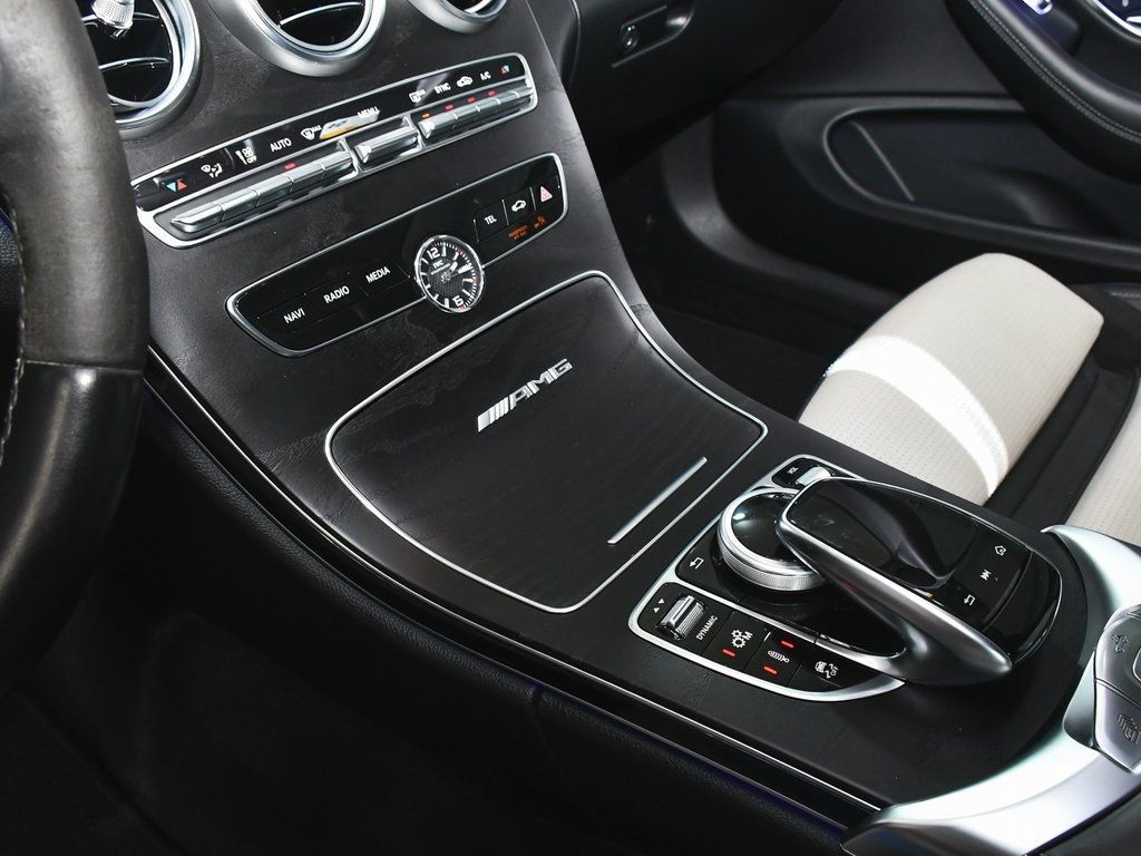 2019 Mercedes Benz C 63 AMG photo 40