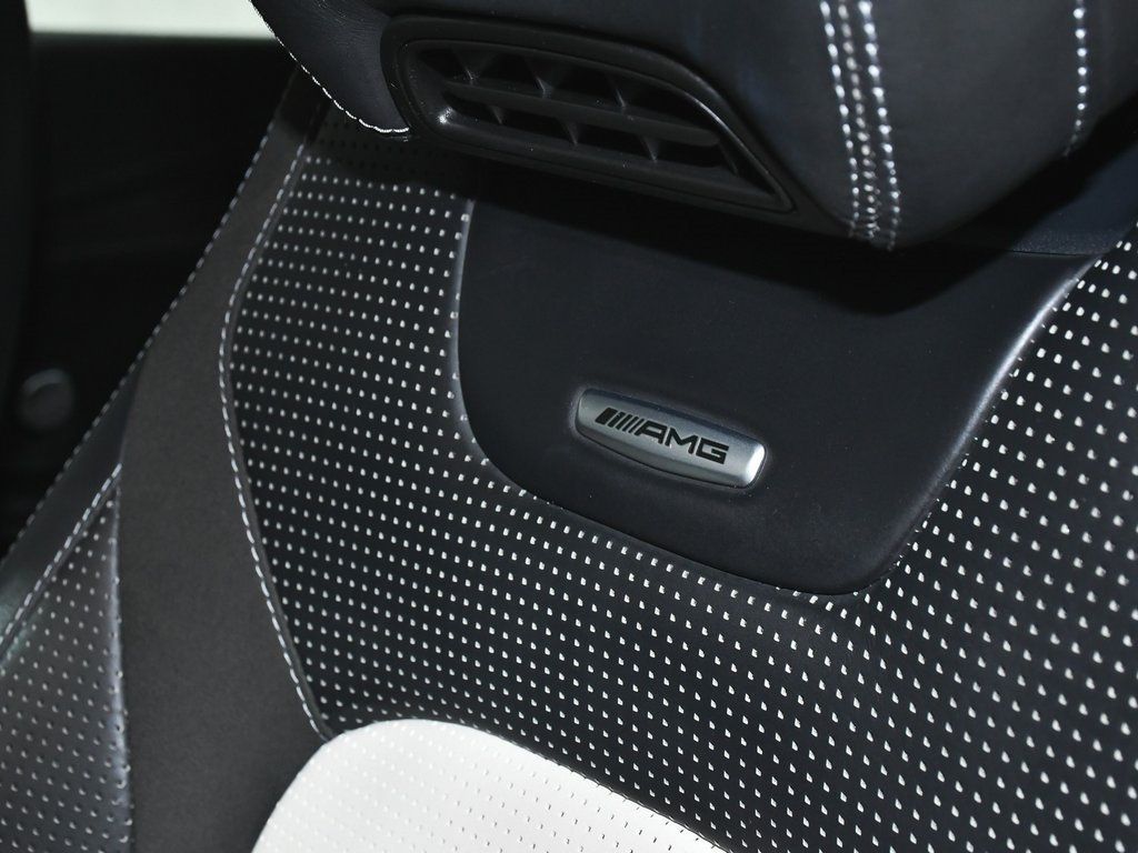 2019 Mercedes Benz C 63 AMG photo 47