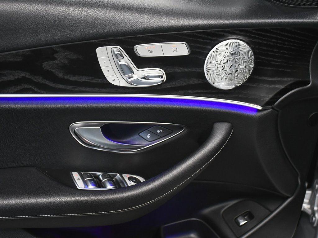 2019 Mercedes Benz E 300 Sedan photo 10