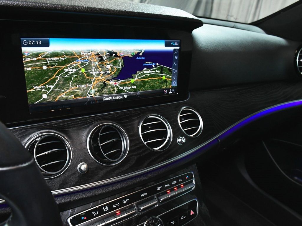 2019 Mercedes Benz E 300 Sedan photo 43