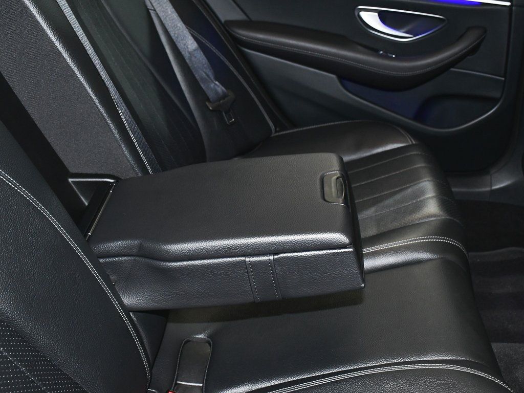 2019 Mercedes Benz E 300 Sedan photo 54