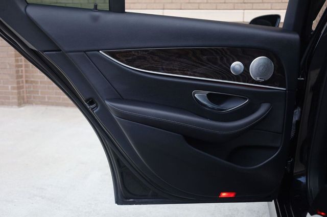 2019 Mercedes-Benz E-Class E 300 - 23064957 - 16