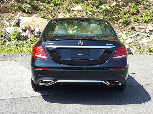 2019 Mercedes-Benz E-Class E 300 4MATIC AMG Line - 18169626 - 4