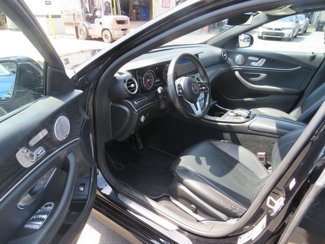 2019 Mercedes-Benz E-Class E 300 4MATIC Sedan - 23013132 - 10