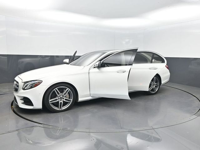 2019 Mercedes-Benz E-Class E 300 4MATIC Sedan - 23000474 - 34