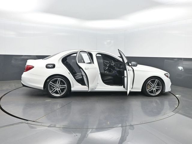 2019 Mercedes-Benz E-Class E 300 4MATIC Sedan - 23000474 - 35