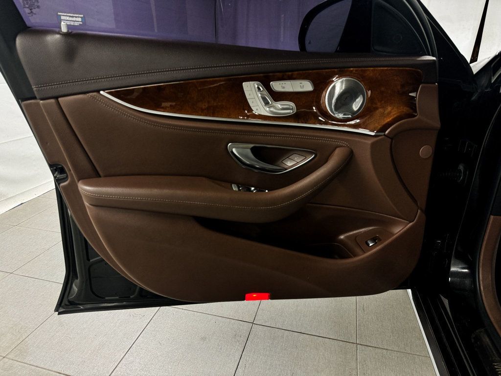 2019 Mercedes-Benz E-Class E 300 4MATIC Sedan - 22976721 - 14