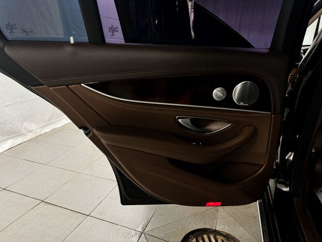 2019 Mercedes-Benz E-Class E 300 4MATIC Sedan - 22976721 - 15