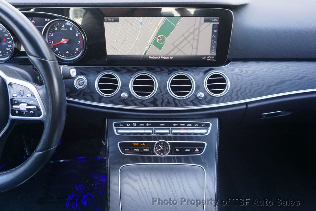 2019 Mercedes-Benz E-Class E 300 4MATIC Sedan AMG LINE PANO ROOF CARPLAY NAVI 360 CAMERAS  - 23008737 - 22
