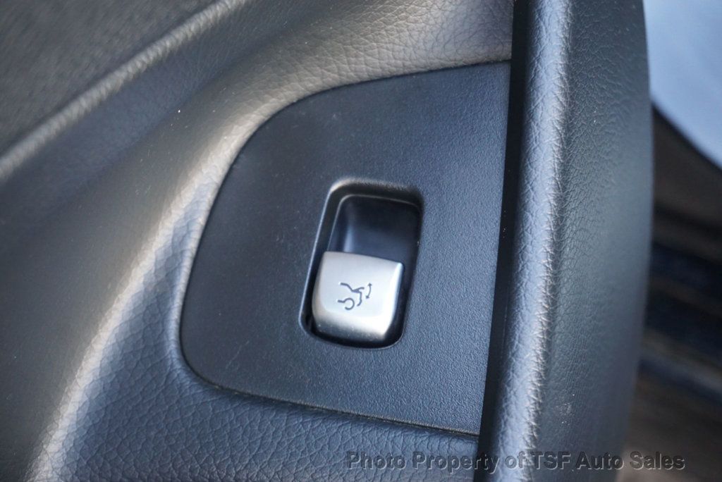 2019 Mercedes-Benz E-Class E 300 4MATIC Sedan AMG LINE PANO ROOF CARPLAY NAVI 360 CAMERAS  - 23008737 - 46