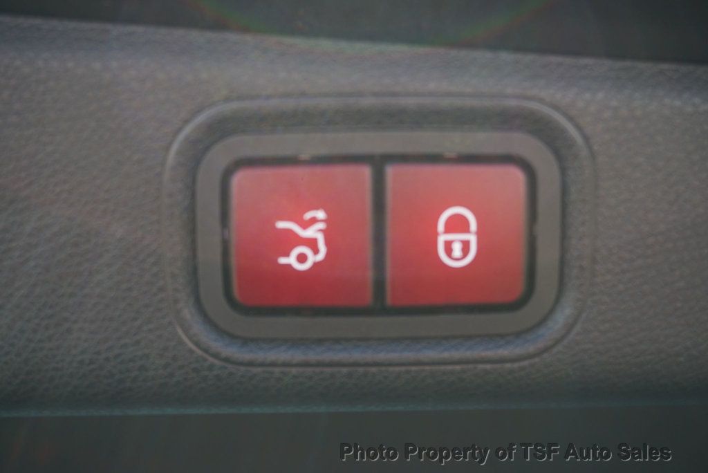 2019 Mercedes-Benz E-Class E 300 4MATIC Sedan AMG LINE PANO ROOF CARPLAY NAVI 360 CAMERAS  - 23008737 - 47