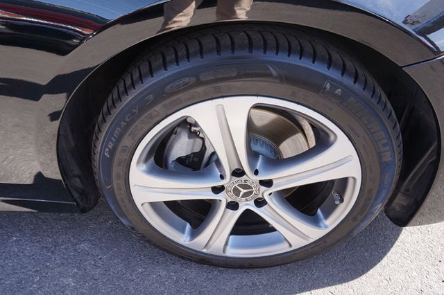 2019 Mercedes-Benz E-Class E 300, LOW MILES, PREMIUM WHEELS, MOON ROOF,  NAVIGATION - 22990927 - 13