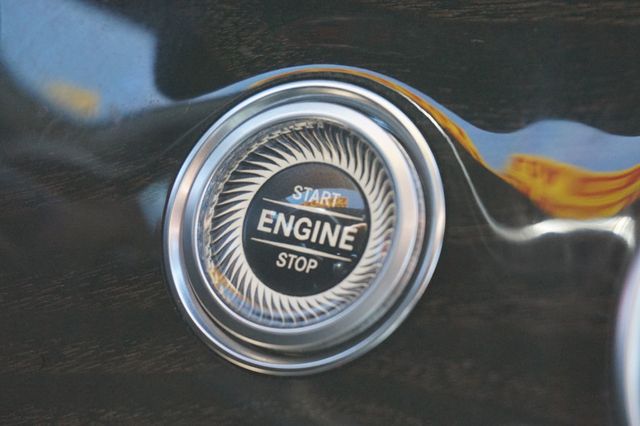 2019 Mercedes-Benz E-Class E 300, LOW MILES, PREMIUM WHEELS, MOON ROOF,  NAVIGATION - 22990927 - 25