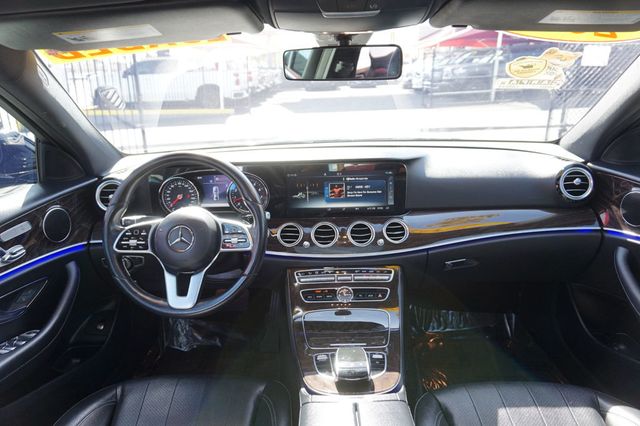 2019 Mercedes-Benz E-Class E 300, LOW MILES, PREMIUM WHEELS, MOON ROOF,  NAVIGATION - 22990927 - 40