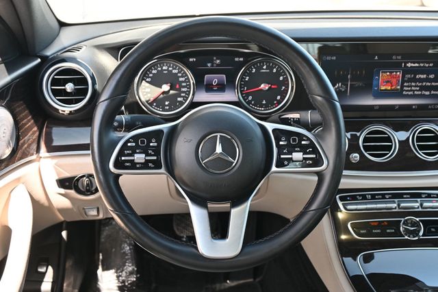 2019 Mercedes-Benz E-Class E 300 Premium I Package AMG Line Exterior Night Package - 23009766 - 9