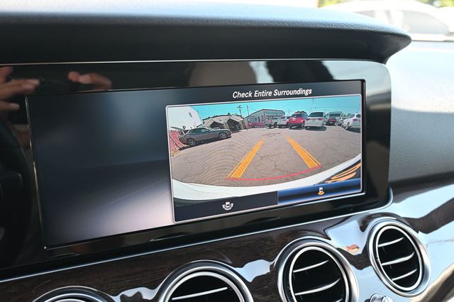 2019 Mercedes-Benz E-Class E 300 Premium I Package AMG Line Exterior Night Package - 23009766 - 11