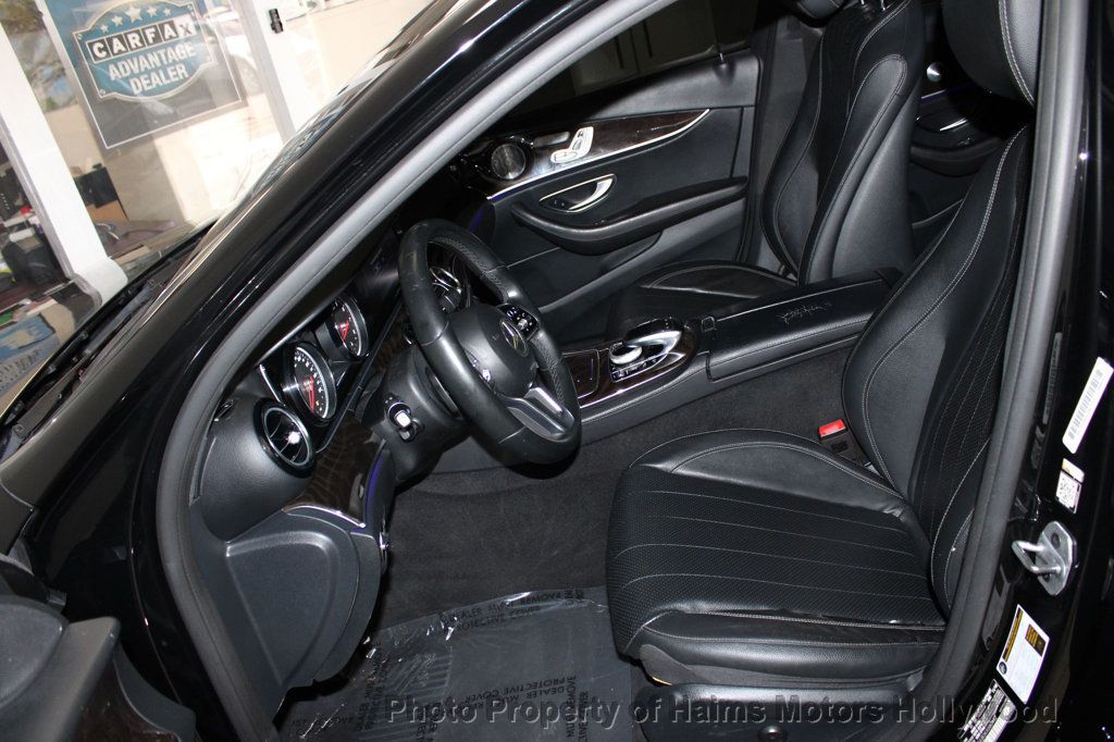 2019 Mercedes Benz E 300 photo 16