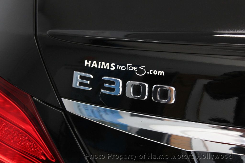 2019 Mercedes Benz E 300 photo 8