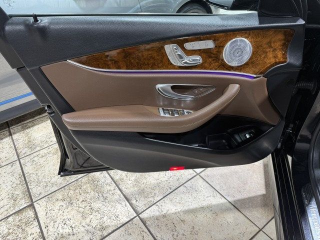 2019 Mercedes-Benz E-Class E 300 RWD Sedan - 22944012 - 24