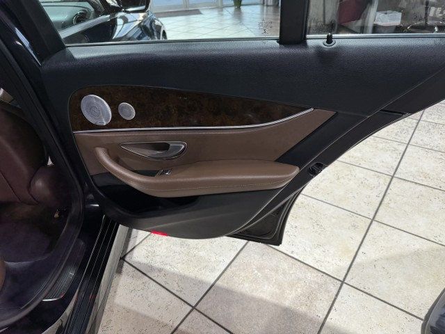 2019 Mercedes-Benz E-Class E 300 RWD Sedan - 22944012 - 30