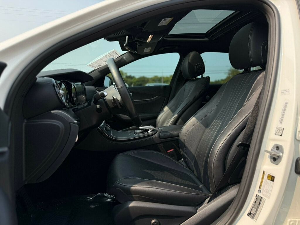 2019 Mercedes Benz E 300 Sedan photo 13
