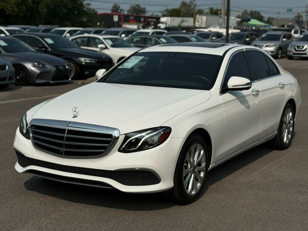 2019 Mercedes Benz E 300 Sedan photo 8