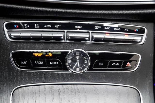 2019 Mercedes-Benz E-Class E 300 RWD Sedan - 23038580 - 21