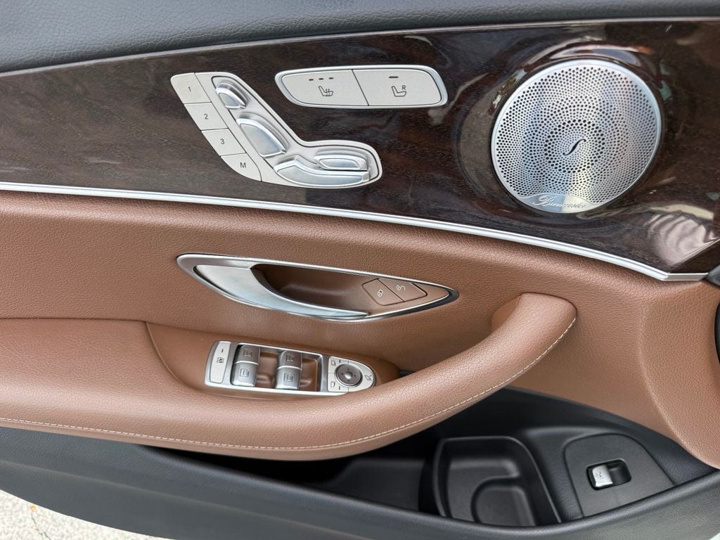2019 Mercedes-Benz E-Class E 300 RWD Sedan - 23040337 - 22
