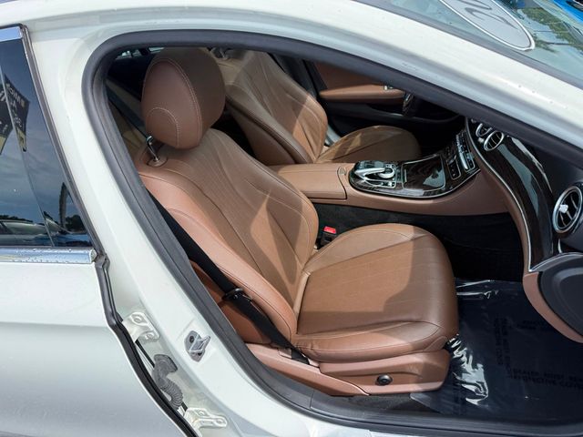 2019 Mercedes-Benz E-Class E 300 RWD Sedan - 23040337 - 32