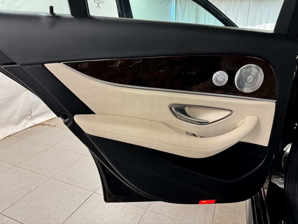2019 Mercedes Benz E 450 4MATIC Sedan photo 16
