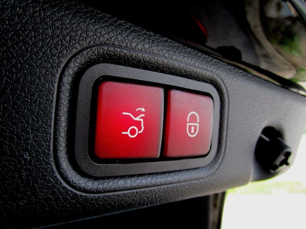 2019 Mercedes-Benz E-Class E 450 4MATIC Sedan - 23018456 - 32